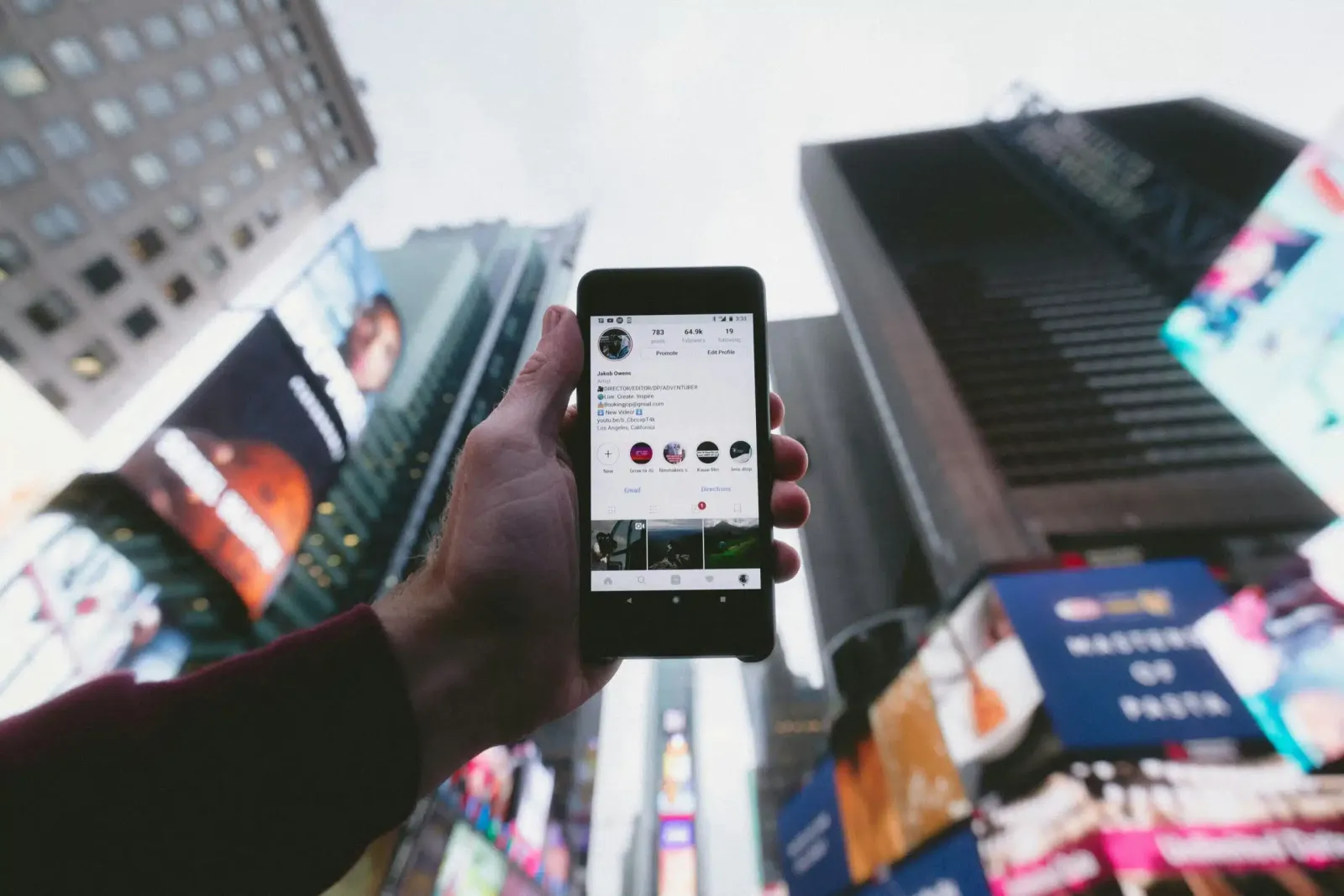 article instagram banner
